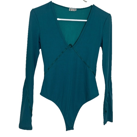 Free People Tops - Free People Green Victoria Plunge Seamed Ribbed Long‎ Sleeve Bodysuit Top Small